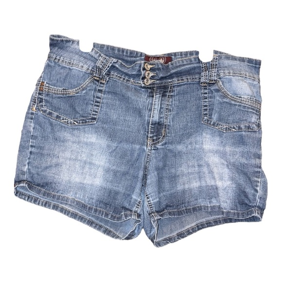 Angels Jeans Blue Denim Shorts Size 16 Button Fly Pockets Distressed Wash ARH - Picture 1 of 6